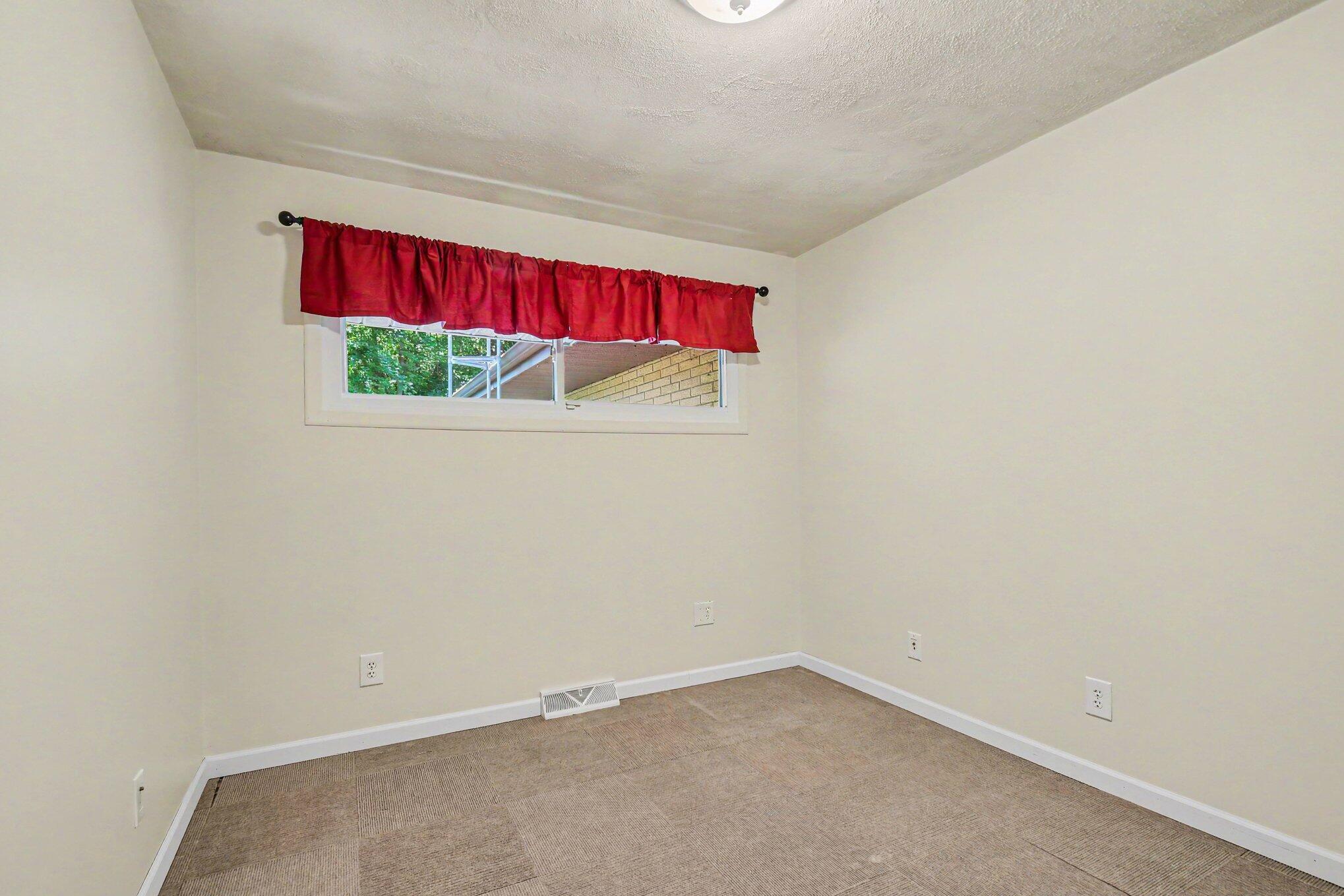 734 Hance Road Niles, MI 49120 - Photo 17 of 30 021_file_3671
