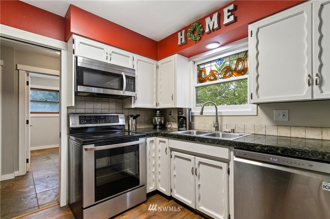 8415 Double Ditch Road Lynden, WA 98264 - Photo 14 of 34 Gallery Image 14