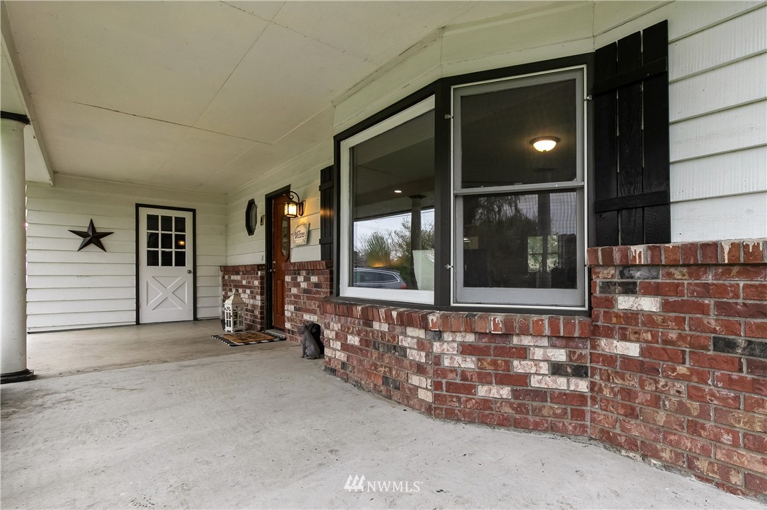 8415 Double Ditch Road Lynden, WA 98264 - Photo 3 of 34 Gallery Image 3