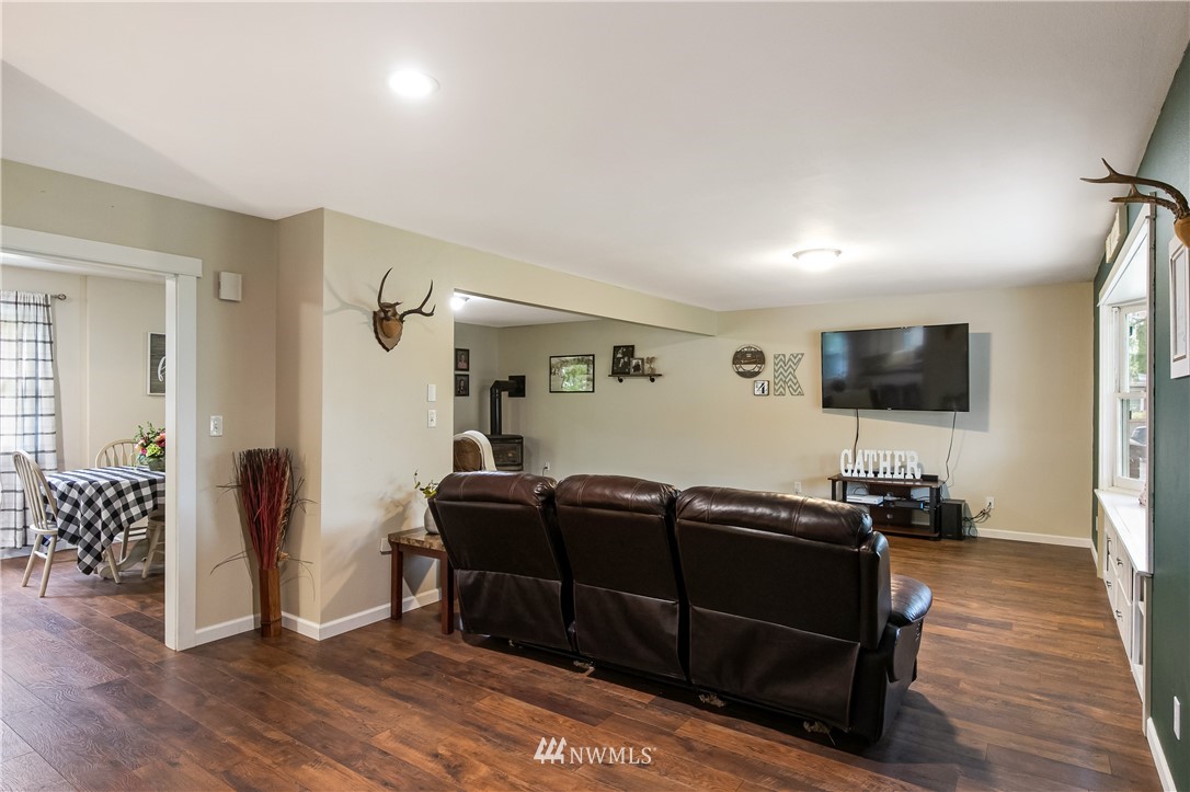 8415 Double Ditch Road Lynden, WA 98264 - Photo 5 of 34 Gallery Image 5