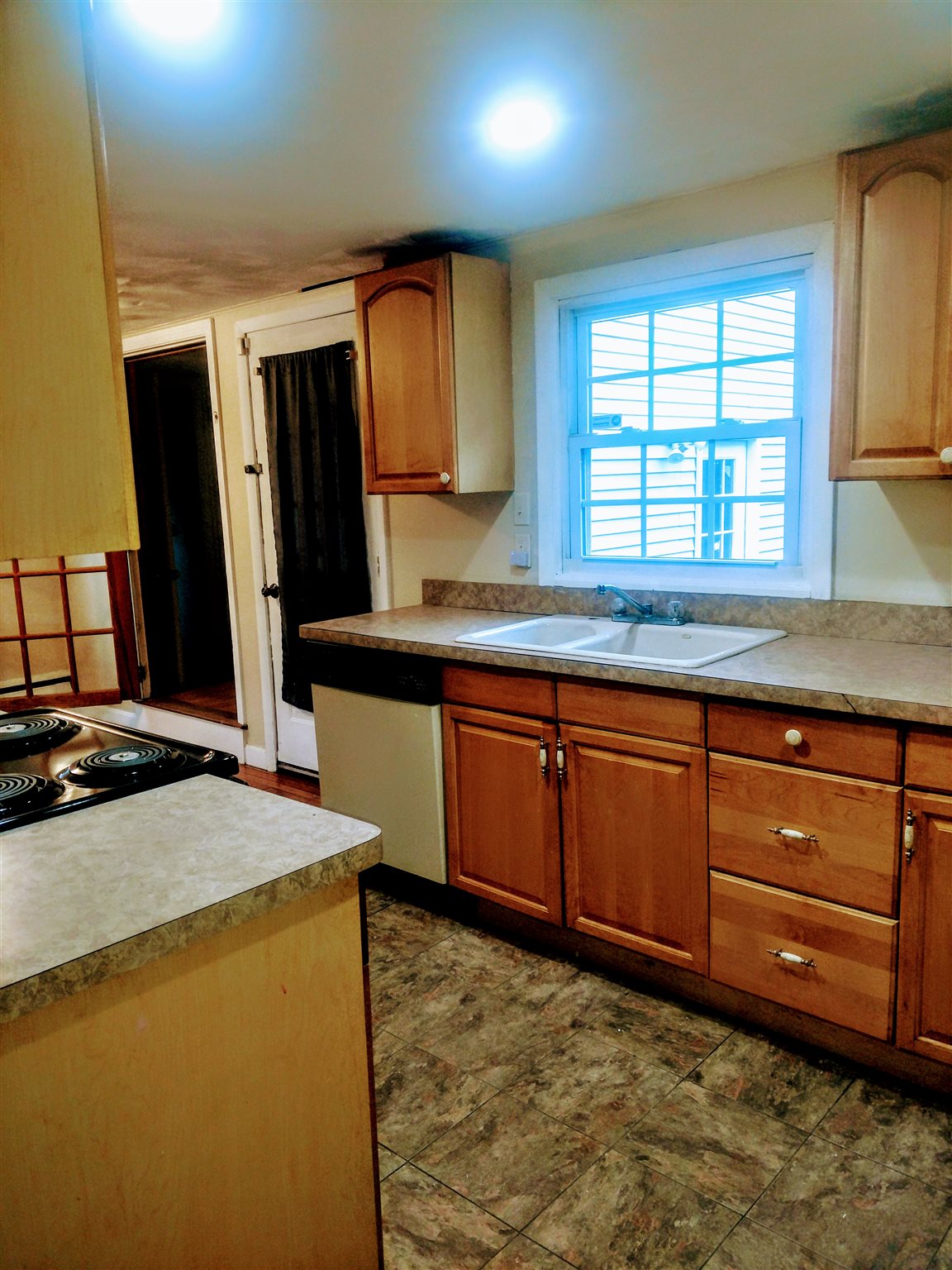 20 Silver Lake Road Tilton, NH 03276 - Photo 6 of 37