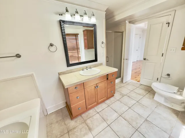 $1,350 | 308 East Pearl Street, Unit 904, Jackson, MS 39201