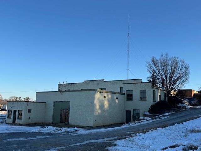 2591 Lyndhurst Road Waynesboro, VA 22980 - Photo 8 of 8 a view of a house with a outdoor space