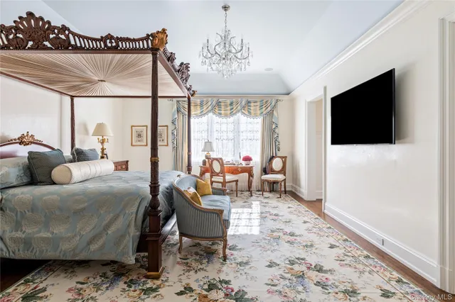 a view of bathroom with dual sinks