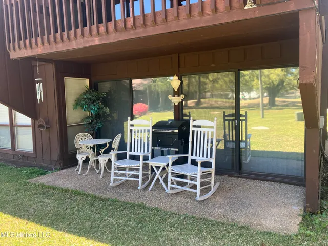 $162,500 | 107 Molokai Villiage, Unit 107, Diamondhead, MS 39525