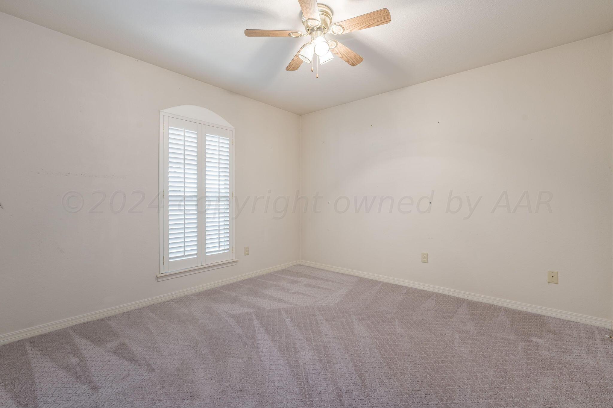 6023 Belpree Road Amarillo, TX 79106 - Photo 13 of 19 2nd Bedroom