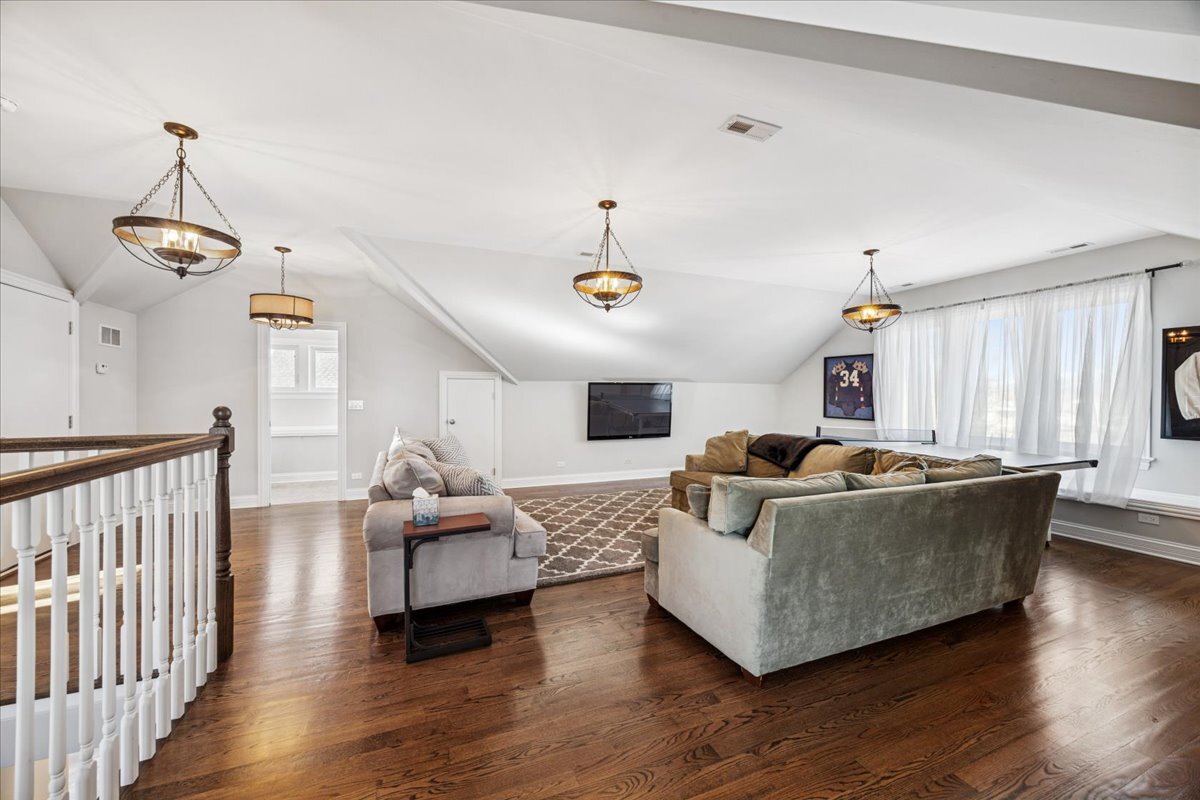 315 Bartram Road Riverside, IL 60546 - Photo 19 of 35