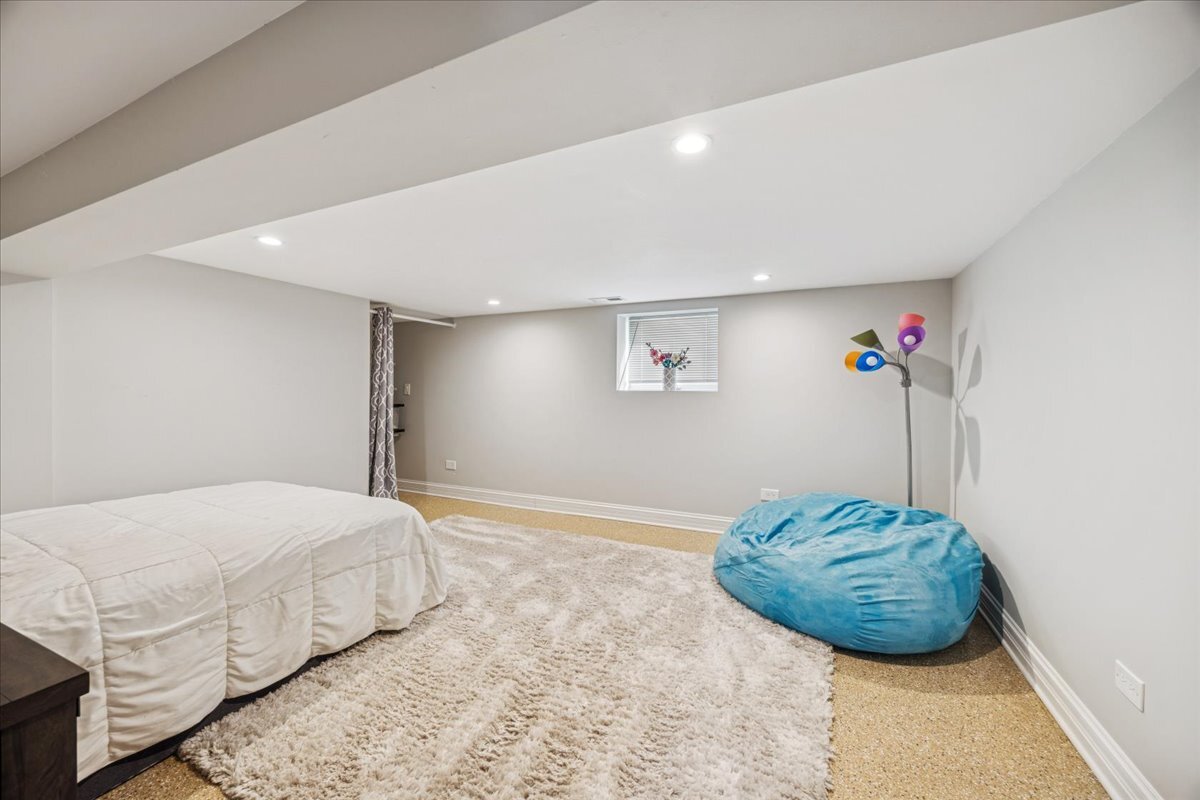 315 Bartram Road Riverside, IL 60546 - Photo 25 of 35