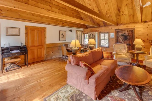 $625,000 | 34 North Shore Road, Hebron, NH 03241