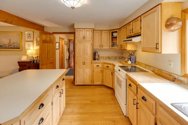 $625,000 | 34 North Shore Road, Hebron, NH 03241