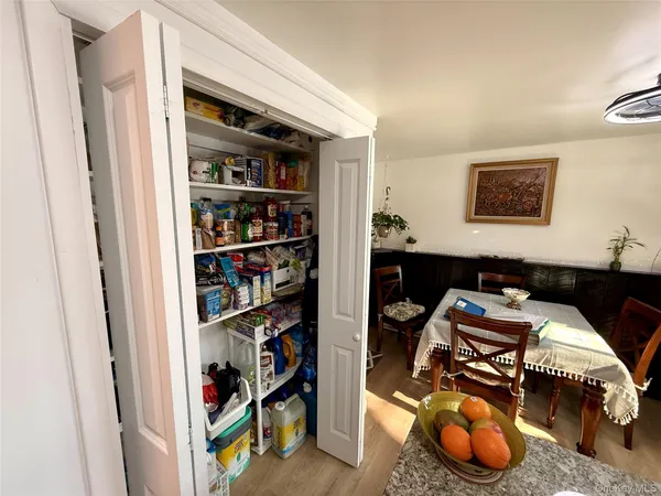 $225,000 | 606 Parr Meadow Drive, Unit 6F, Newburgh, NY 12550