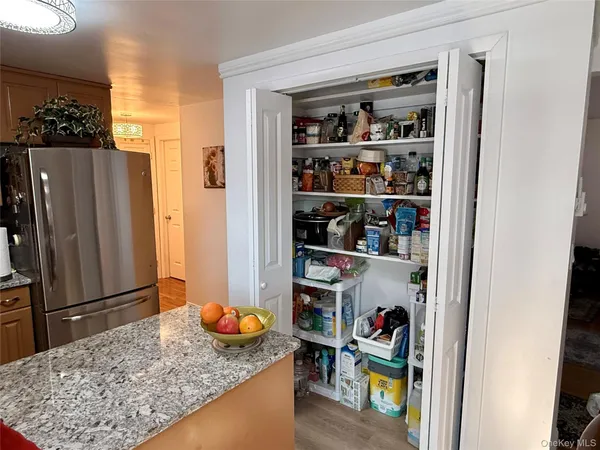 $225,000 | 606 Parr Meadow Drive, Unit 6F, Newburgh, NY 12550