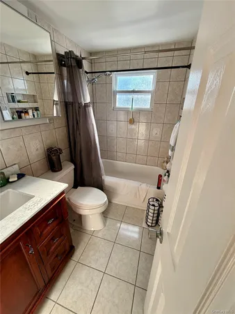 $225,000 | 606 Parr Meadow Drive, Unit 6F, Newburgh, NY 12550