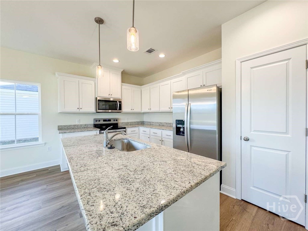 125 Providence Loop Hinesville, GA 31313 - Photo 10 of 17