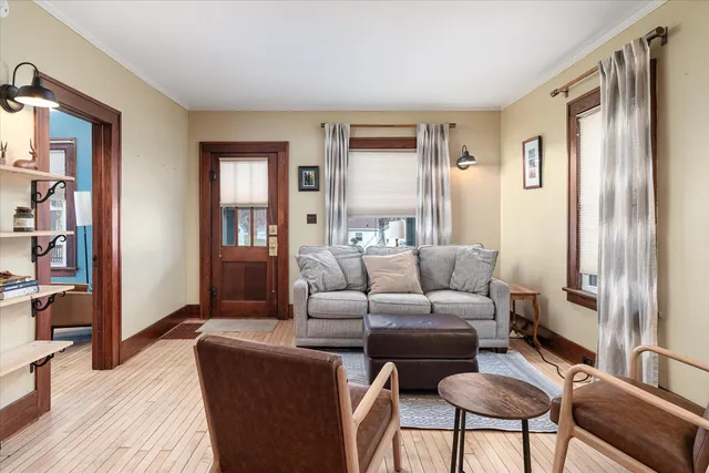 $325,000 | 307 East Broadway Street, Viroqua, WI 54665