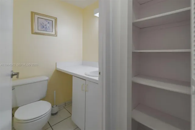 $2,600 | 1980 South Ocean Drive, Unit 5D, Hallandale Beach, FL 33009