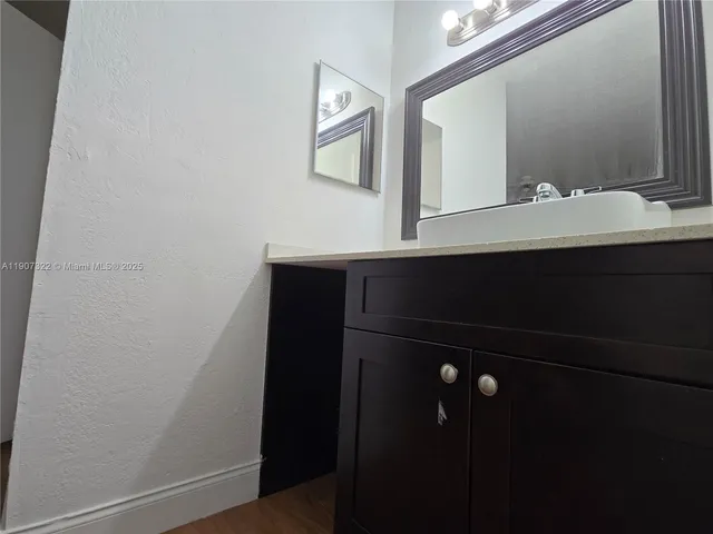 $2,200 | 2650 Northwest 60th Way, Unit 176, Sunrise, FL 33313