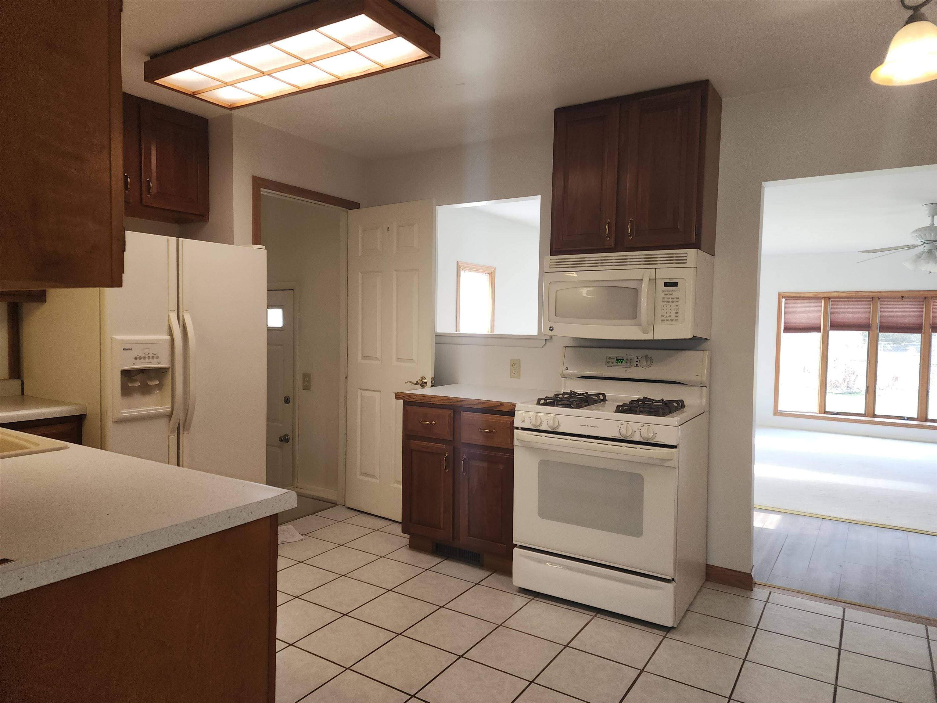 4724 2 Mile Road Bay City, MI 48706 - Photo 15 of 37 Gallery Image 15