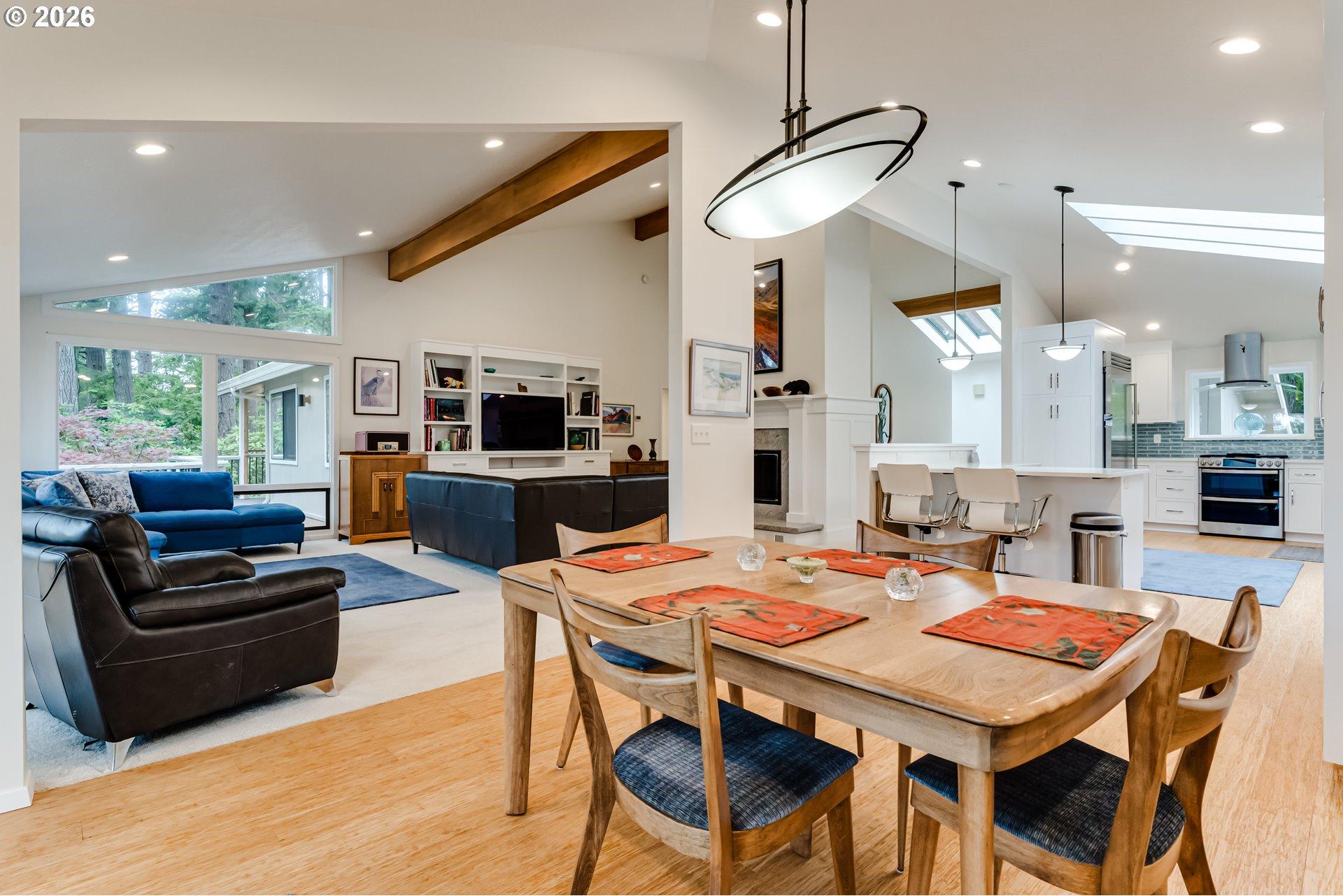 3815 Spring Boulevard Eugene, OR 97405 - Photo 23 of 48 Dining Area