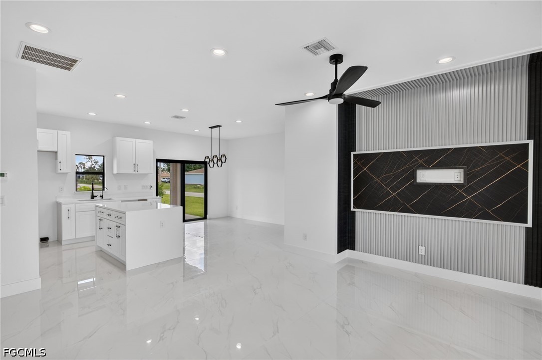 3000 40th Street Southwest Lehigh Acres, FL 33976 - Photo 4 of 15