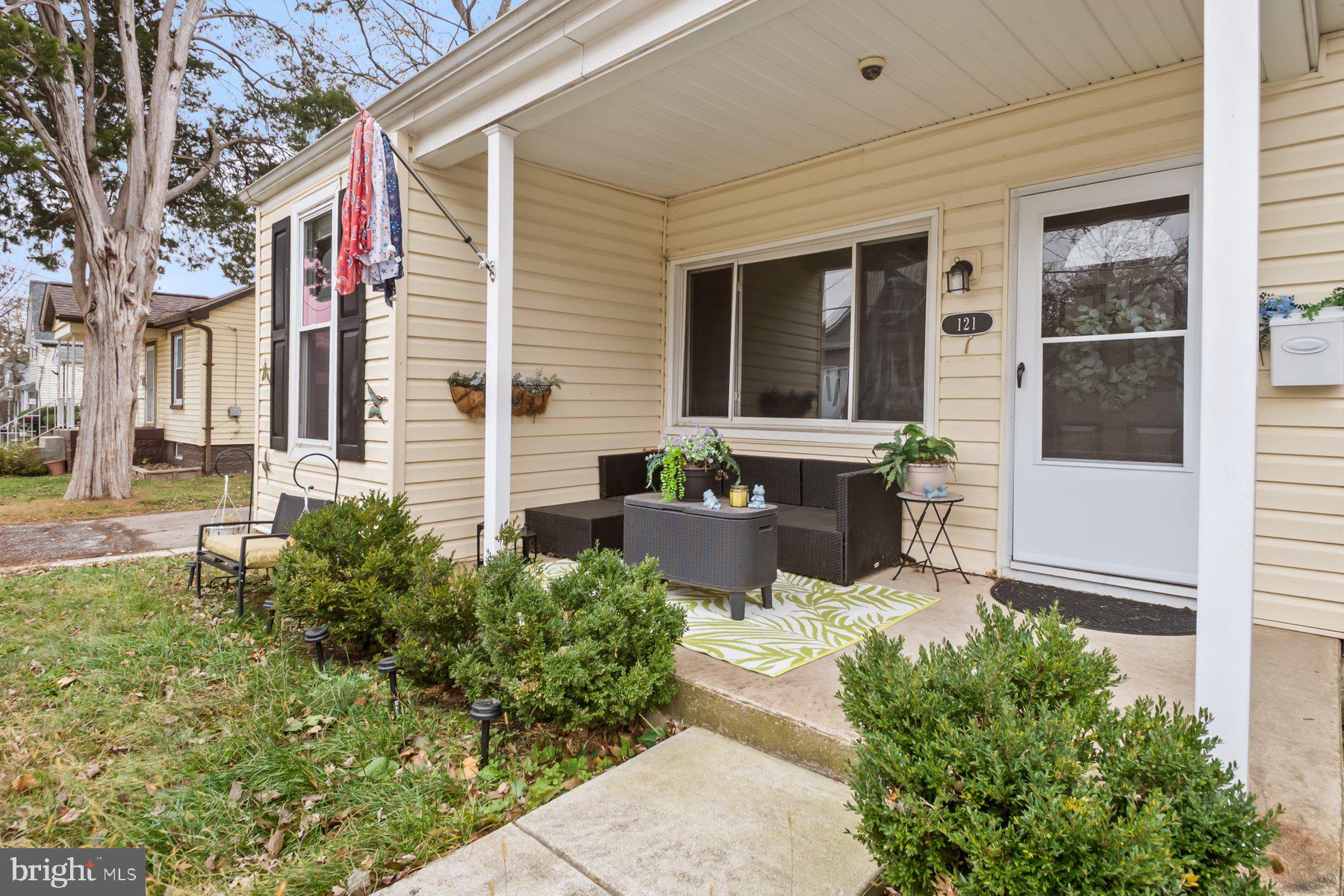 121 3rd Avenue Halethorpe, MD 21227 - Photo 3 of 36