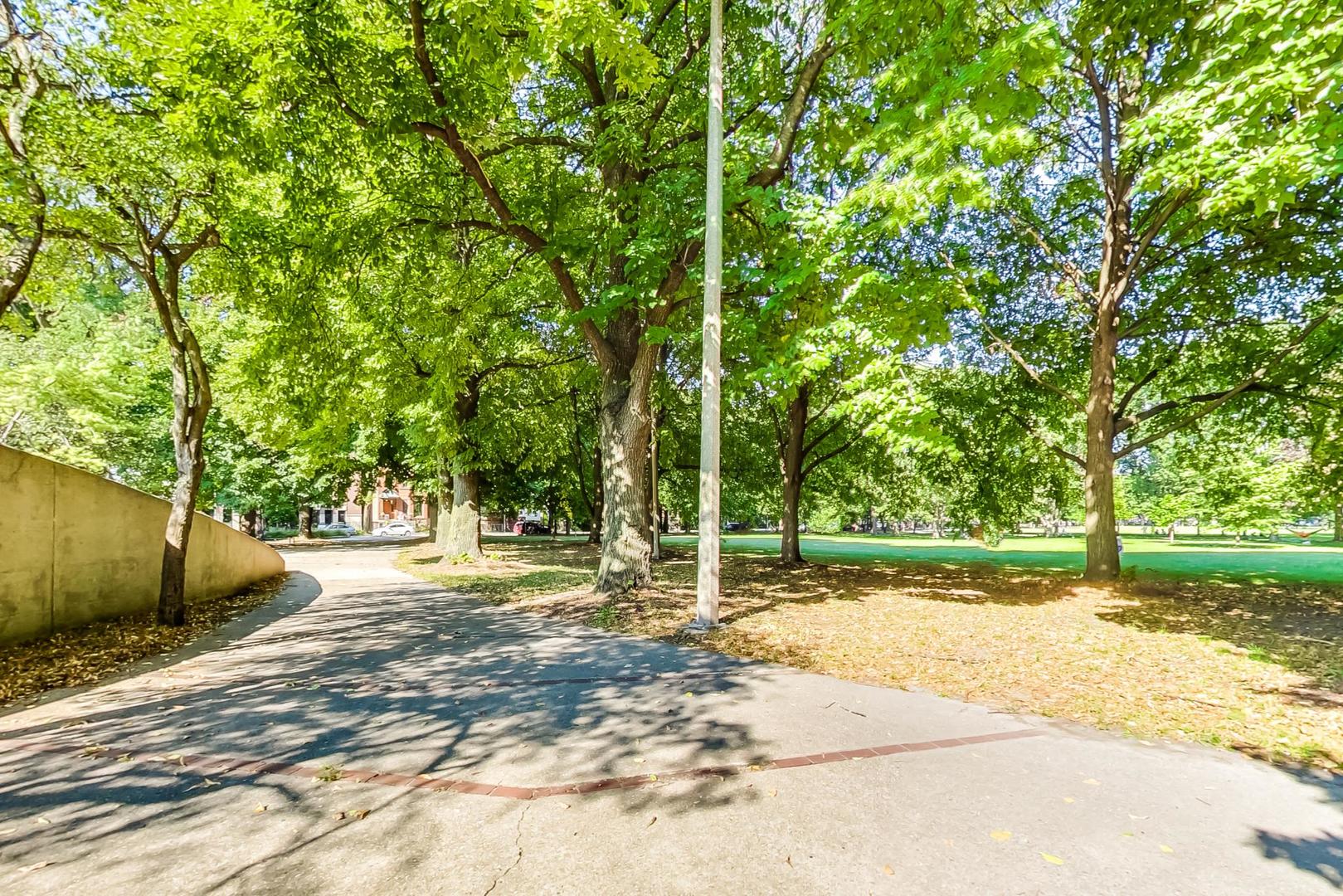1422 West Lexington Street, Unit 2F Chicago, IL 60607 - Photo 16 of 19 a view of a yard with plants and trees