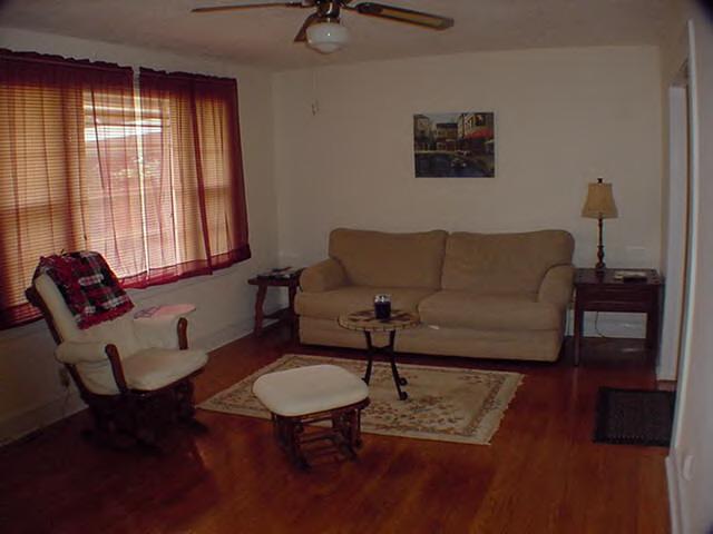 67 Bowles Road Collinsville, VA 24078 - Photo 3 of 10 Living Room