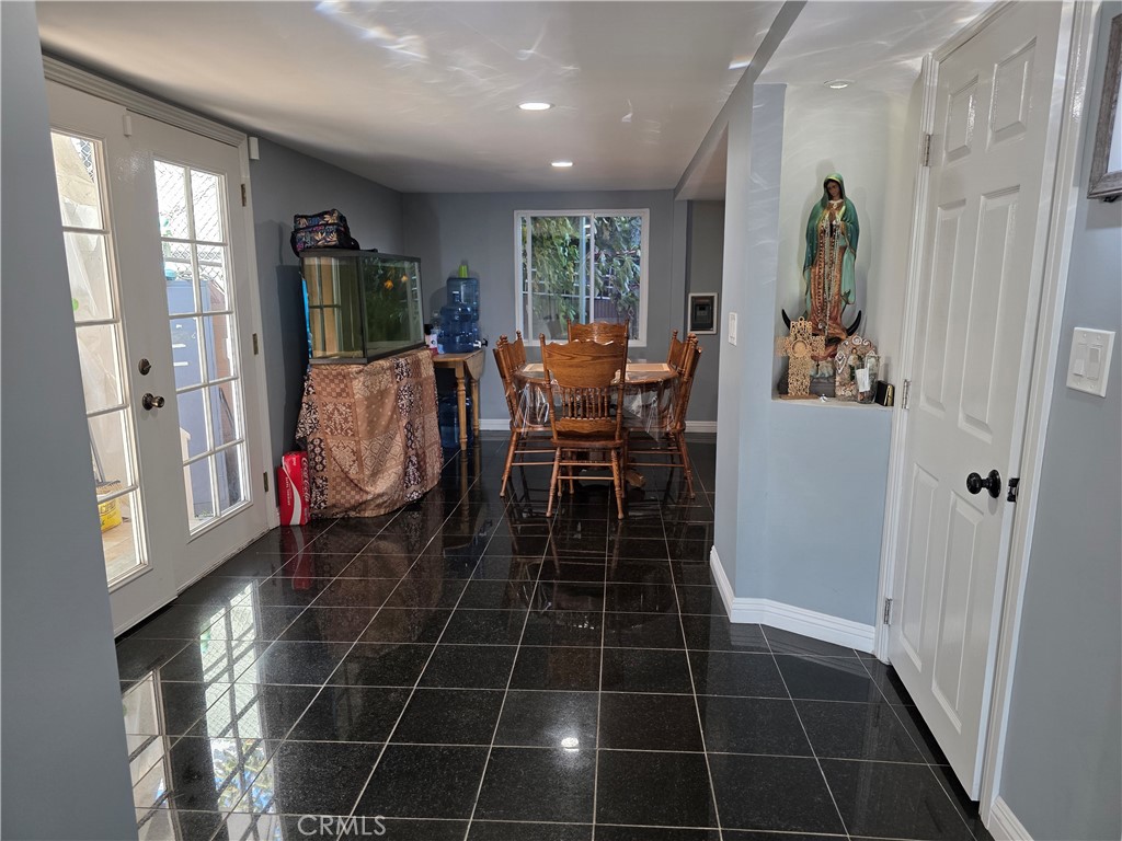 16511 Garfield Avenue, Unit 45B Paramount, CA 90723 - Photo 2 of 35