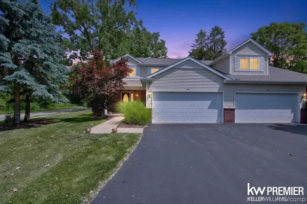 $349,900 | 551 Indian Oaks Drive, Howell, MI 48843