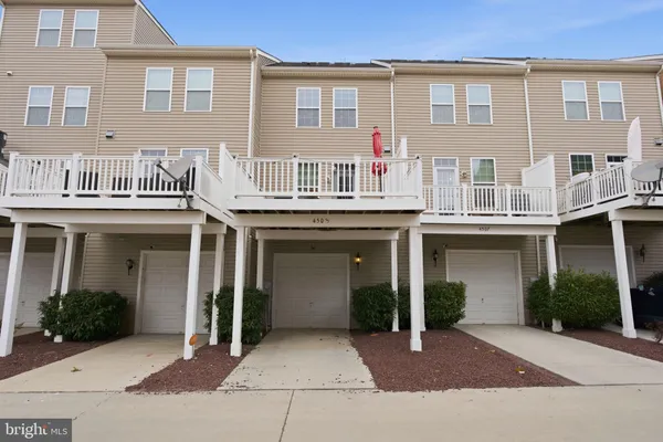 $2,750 | 4505 Foster Avenue, Baltimore, MD 21224