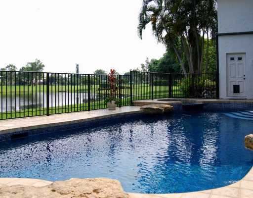 2101 Northwest 19th Way Boca Raton, FL 33431 - Photo 1 of 15 Primary Photo