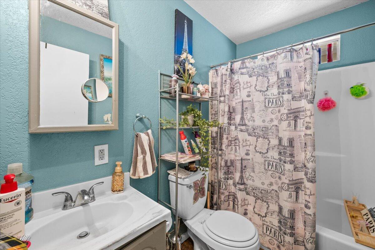 396 Riverside Avenue Sugarloaf, CA 92386 - Photo 11 of 21 11-DSC_3149