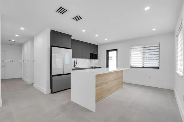 $4,000 | 1293 Southwest 22nd Avenue, Unit 1, Miami, FL 33135