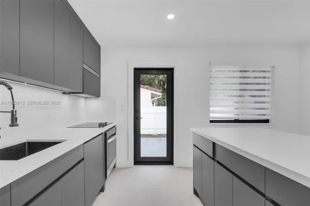 $4,000 | 1293 Southwest 22nd Avenue, Unit 1, Miami, FL 33135