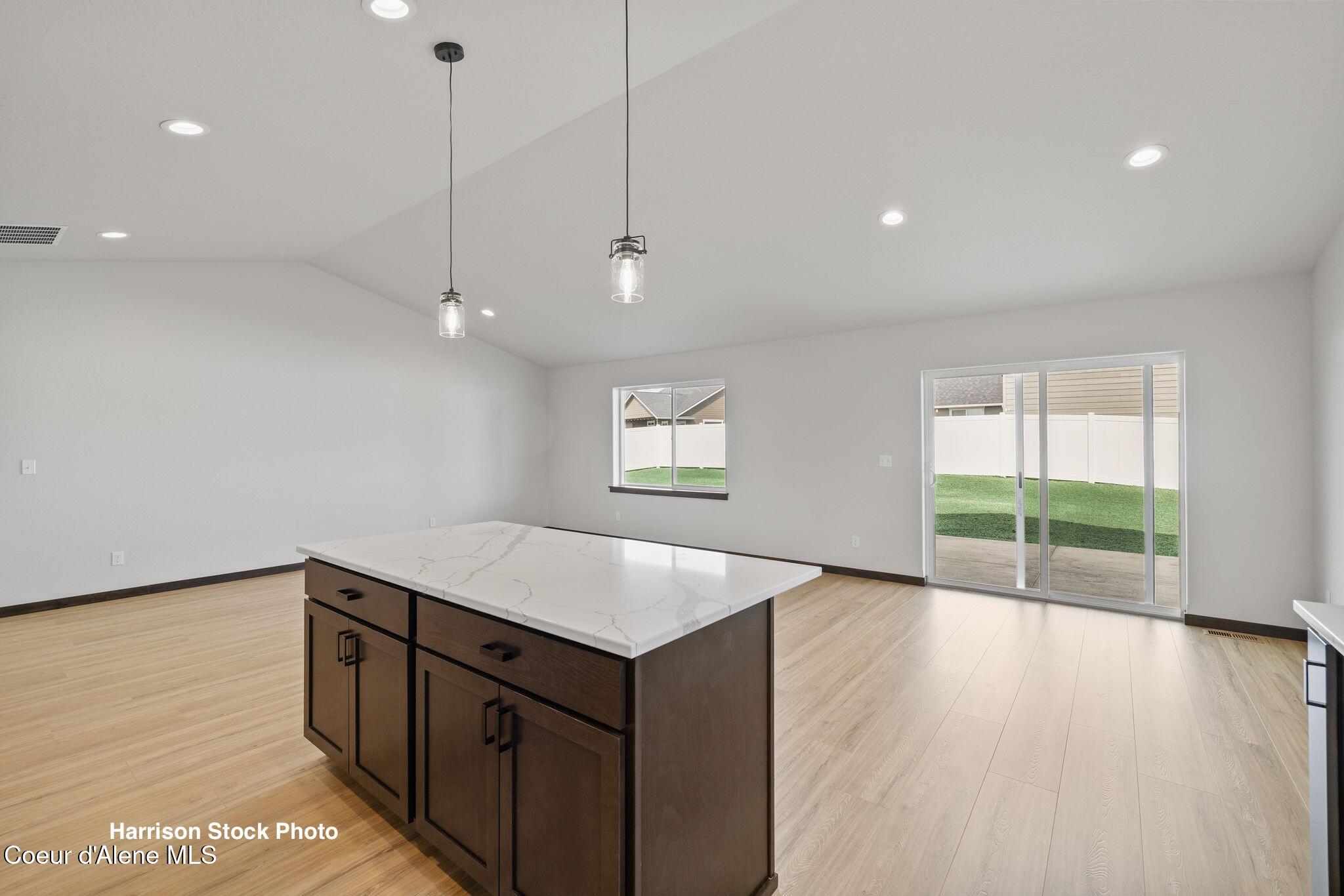 12182 North Lennon Lane Rathdrum, ID 83858 - Photo 10 of 20 Kitchen