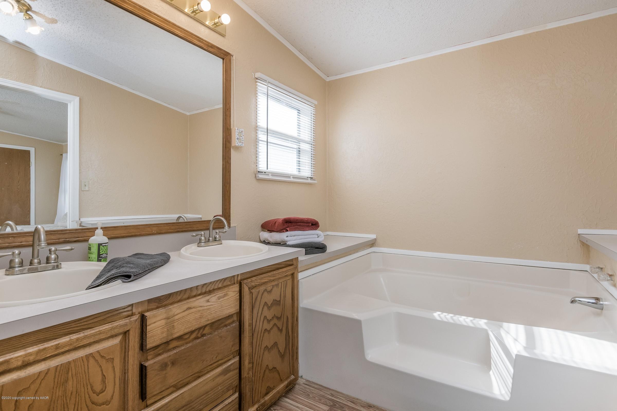 1534 South Mesa Road Canyon, TX 79015 - Photo 15 of 29 015_Master Bathroom