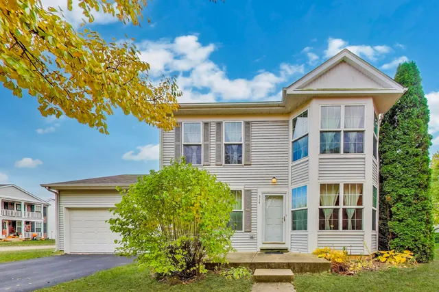 $325,000 | 514 Bentson Street, Oswego, IL 60543