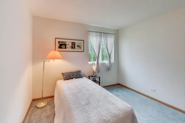 $325,000 | 514 Bentson Street, Oswego, IL 60543