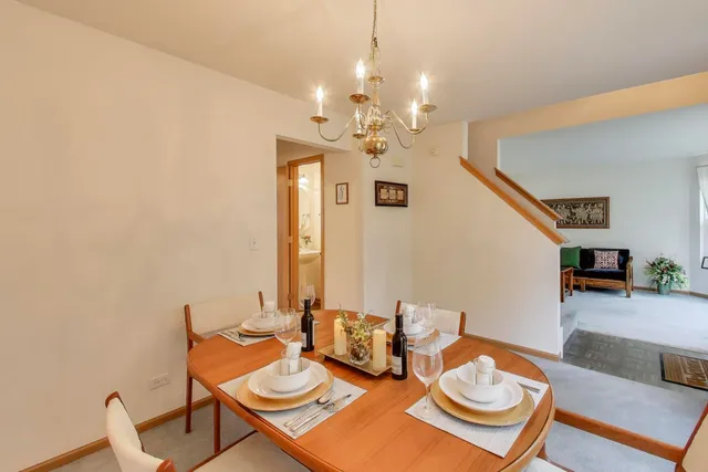 $325,000 | 514 Bentson Street, Oswego, IL 60543