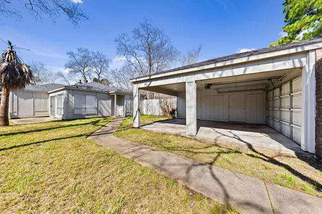 a view of a house with a swimming pool