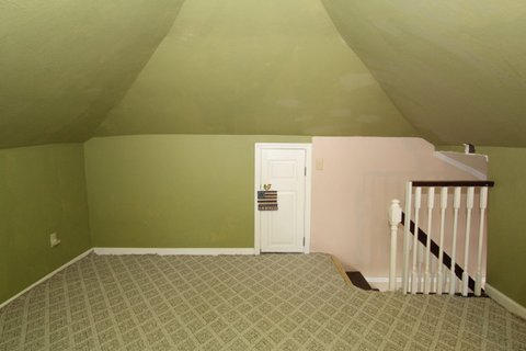560 East Lincoln Road Alcoa, TN 37701 - Photo 22 of 27 upstairs bedroom2