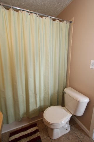 560 East Lincoln Road Alcoa, TN 37701 - Photo 26 of 27 bath4