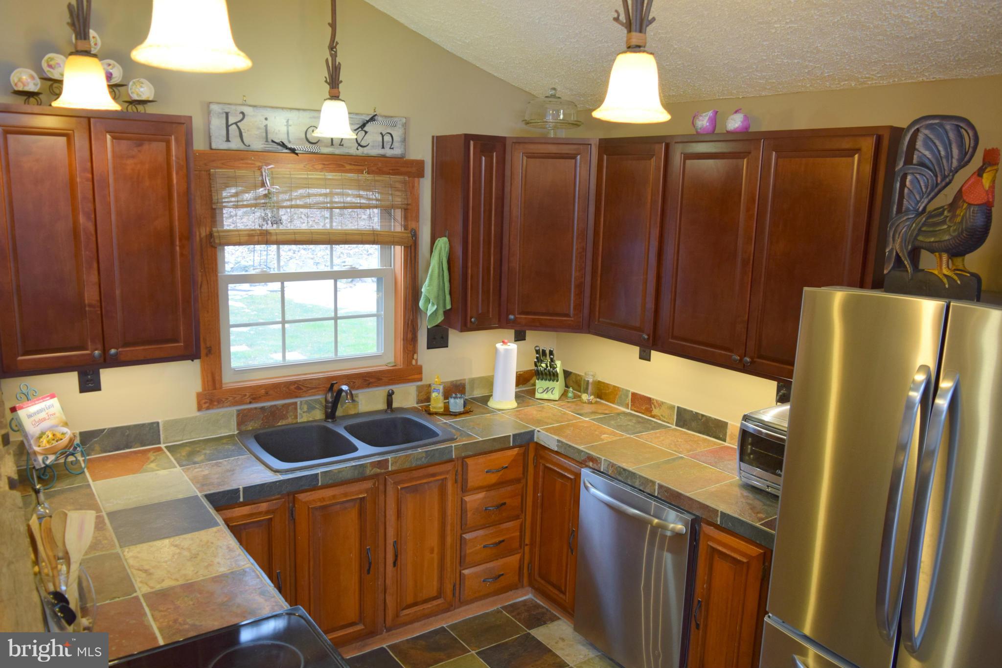 188 Timberline Ridge Road Front Royal, VA 22630 - Photo 11 of 30 Kitchen