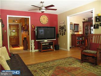 111 Roxboro Road Lawrenceville, NJ 08648 - Photo 4 of 10 Living Room