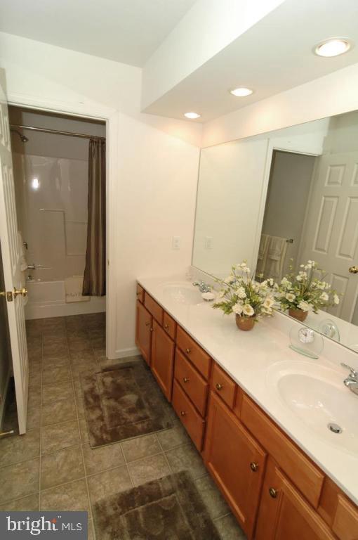617 Hamaker Road, Unit 5 Manheim, PA 17545 - Photo 2 of 12
