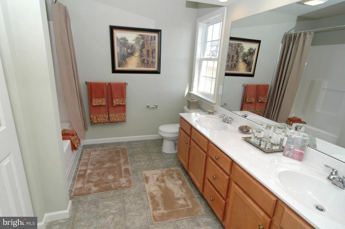 617 Hamaker Road, Unit 5 Manheim, PA 17545 - Photo 11 of 12