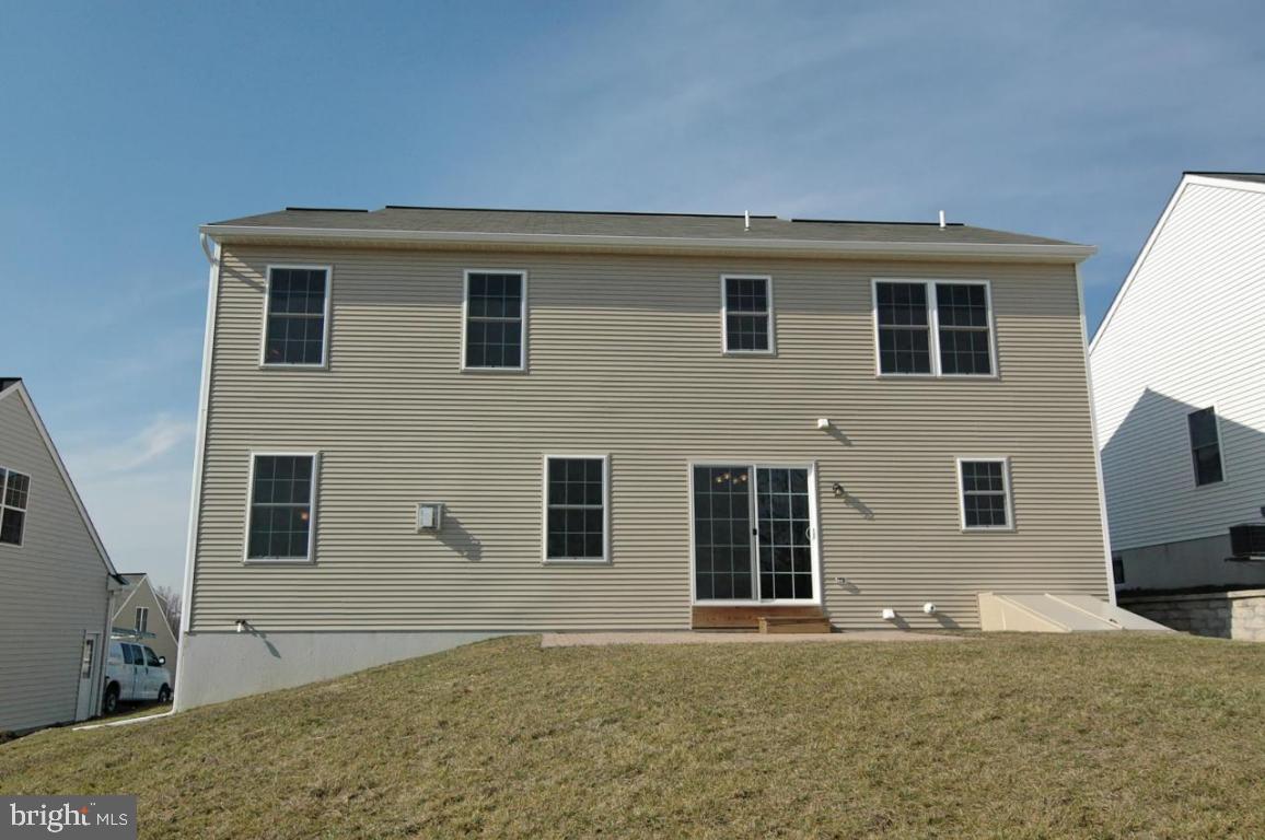 617 Hamaker Road, Unit 5 Manheim, PA 17545 - Photo 6 of 12