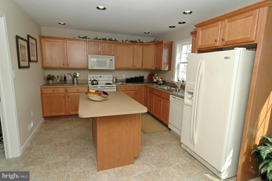 617 Hamaker Road, Unit 5 Manheim, PA 17545 - Photo 9 of 12