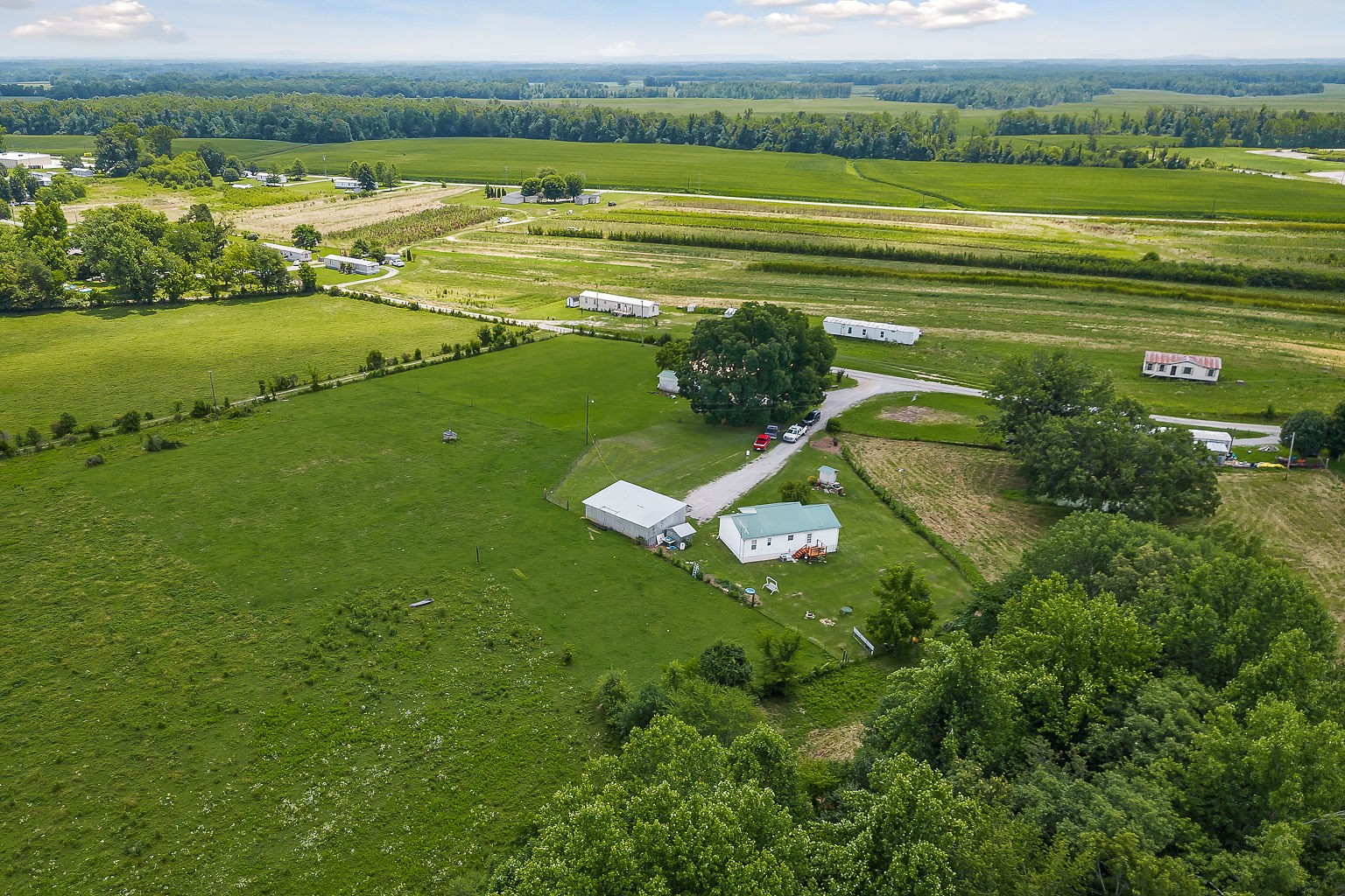 516 Cecil Hale Road Smithville, TN 37166 - Photo 7 of 47 Gallery Image 7