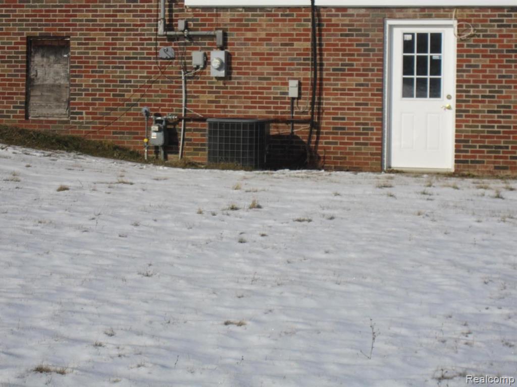 12473 Wilkes Road Yale, MI 48097 - Photo 6 of 46